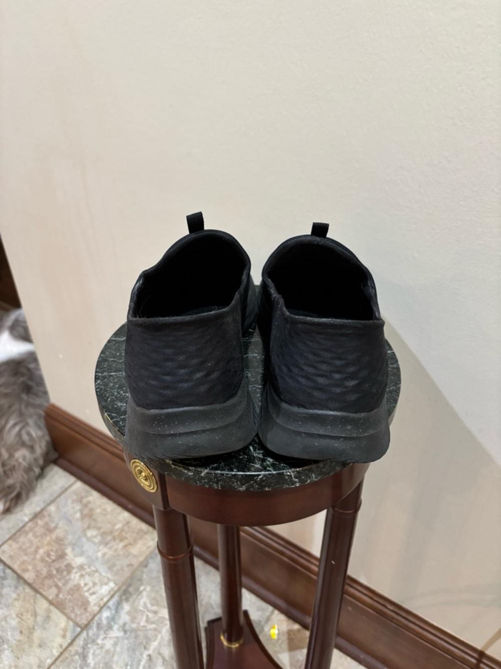 Skecher’s Men's Black Knit Slip-On Sneakers with Bungee Lacing - Size 10 - Picture 4 of 5